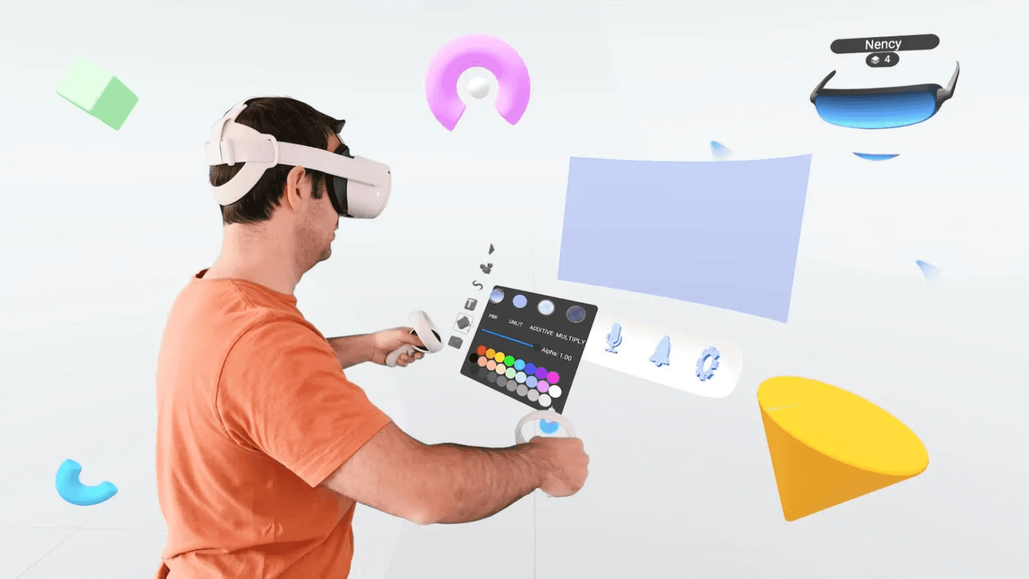 Une personne portant un casque de réalité virtuelle et tenant des manettes, en train de dessiner une interface avec une palette de couleurs flottante et des formes 3D autour d’elle